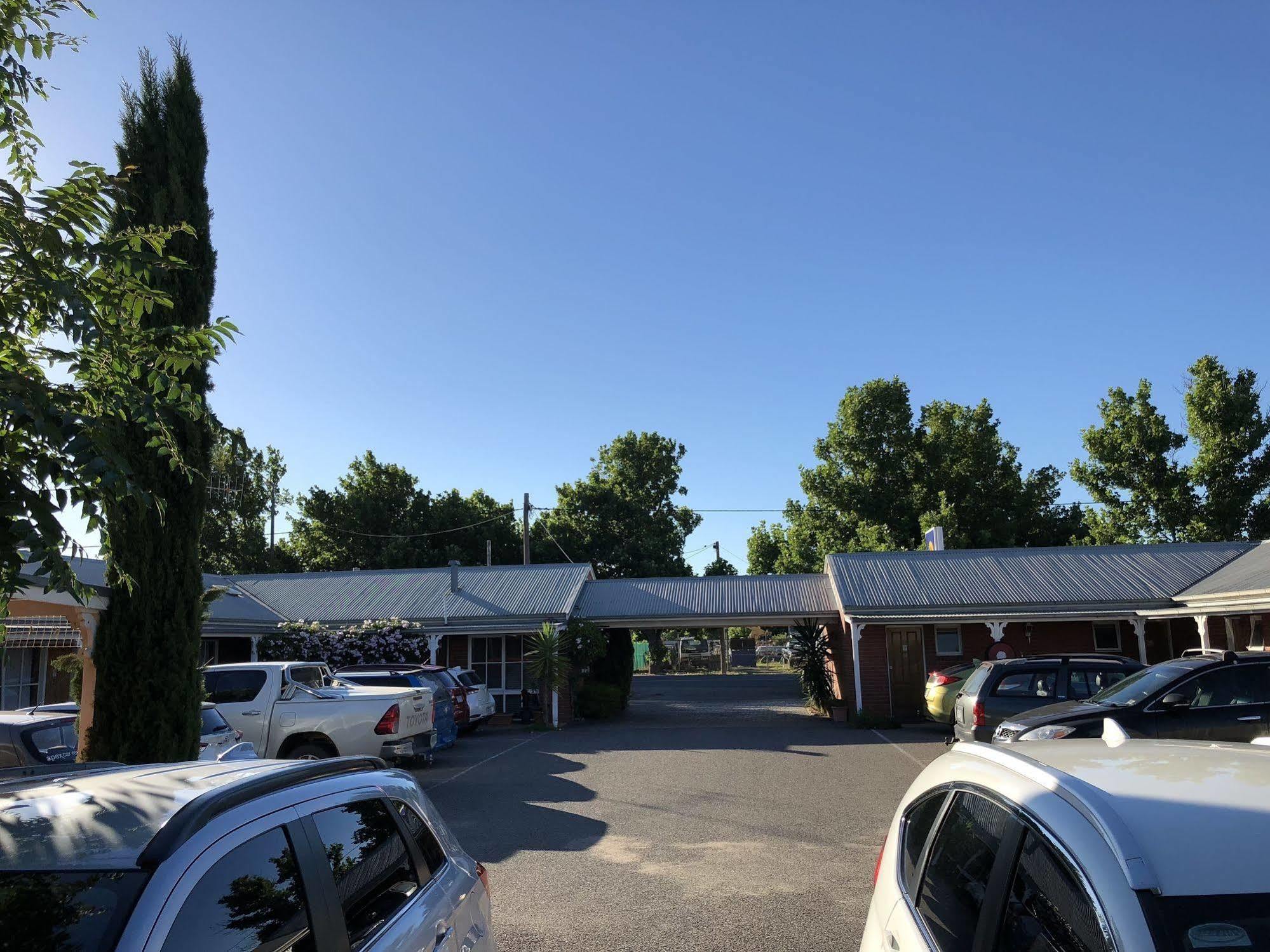 Jolly Swagman Motor Inn Euroa Buitenkant foto